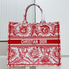 Dior Shopping Bags